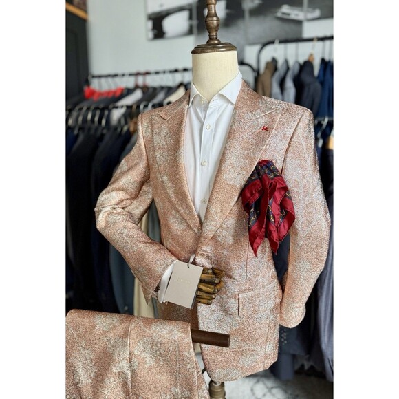 NWT INCREDIBLE One-of-a-Kind Coral Floral Peak Lapel Tom Ford Suit 38R US/48R IT - Picture 4 of 16